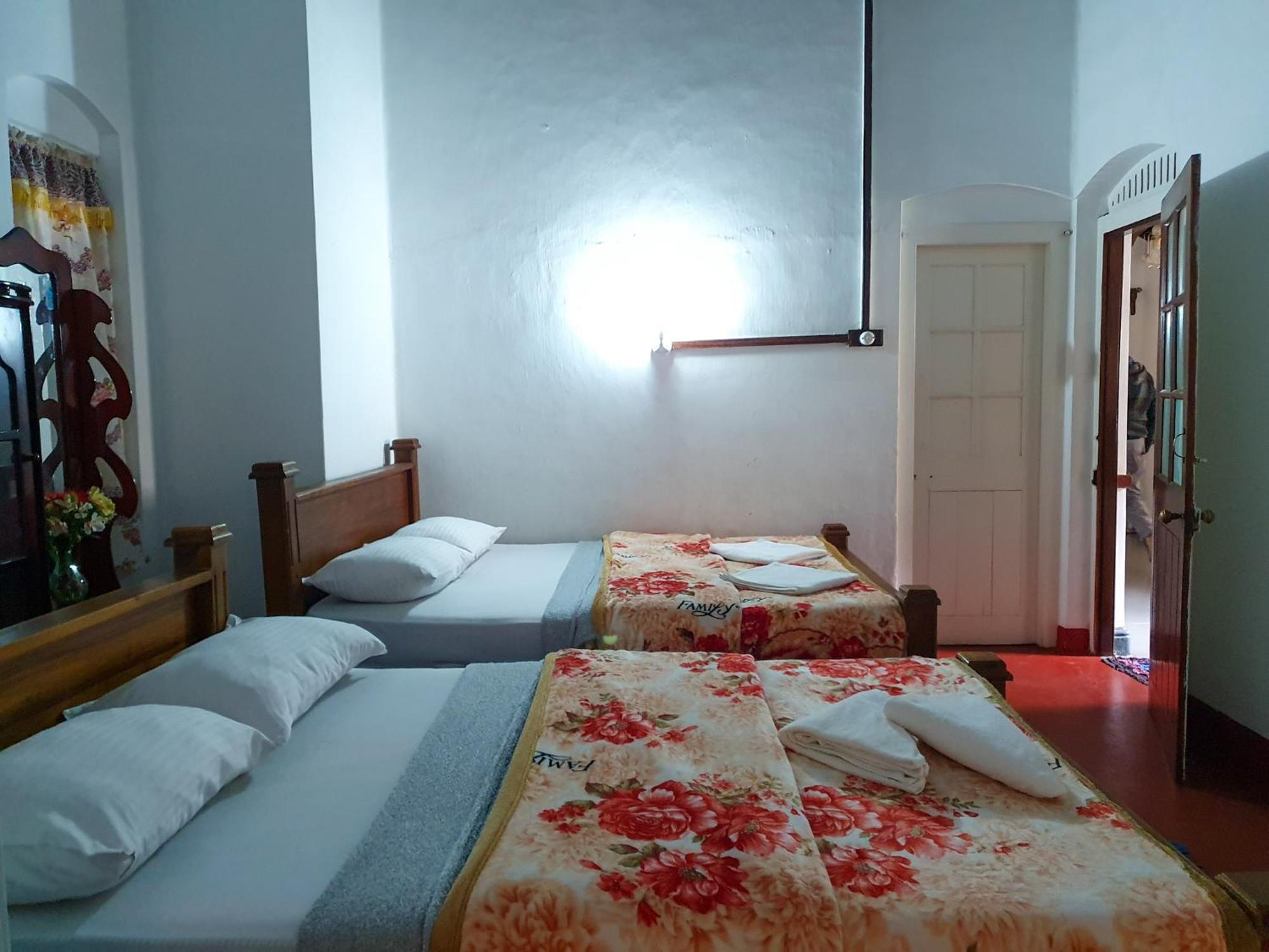 Ruchi House 호텔 누와라 엘리야 외부 사진